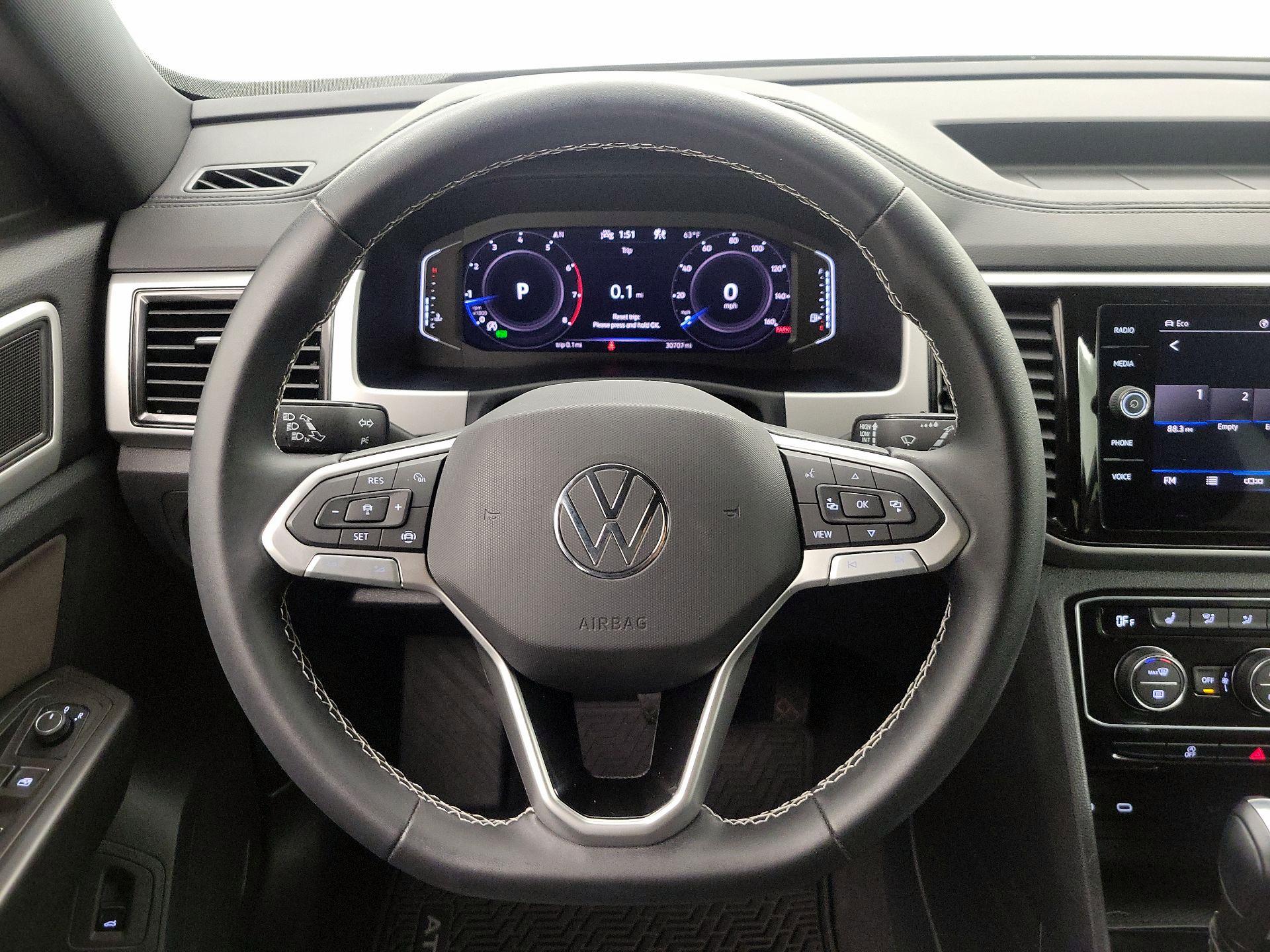 Thumbnail: 2023 Volkswagen Atlas - 10