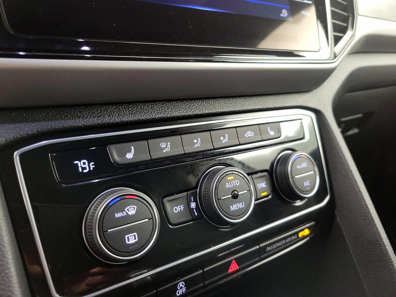 2023 Volkswagen Atlas Cross Sport SE w/Tech - Photo 17