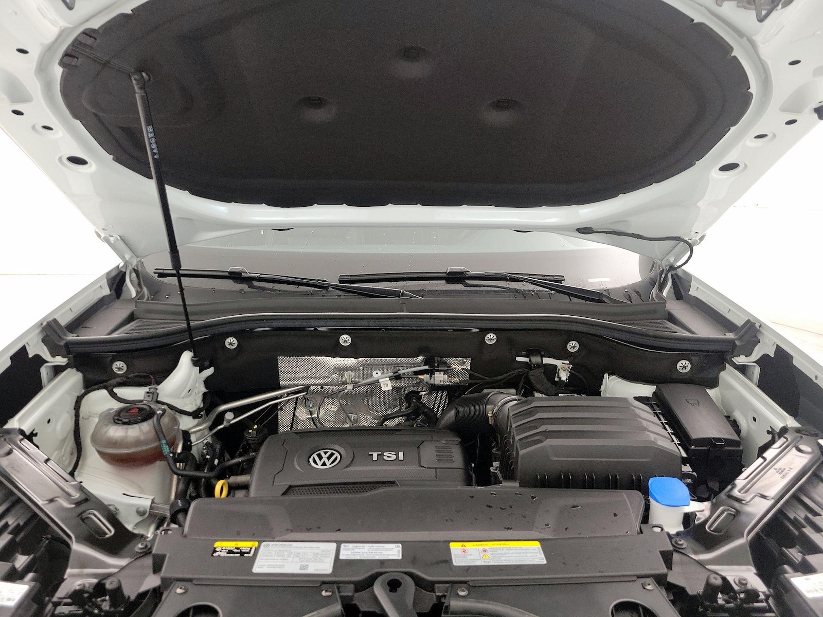 2023 Volkswagen Atlas Cross Sport SE w/Tech - Photo 22