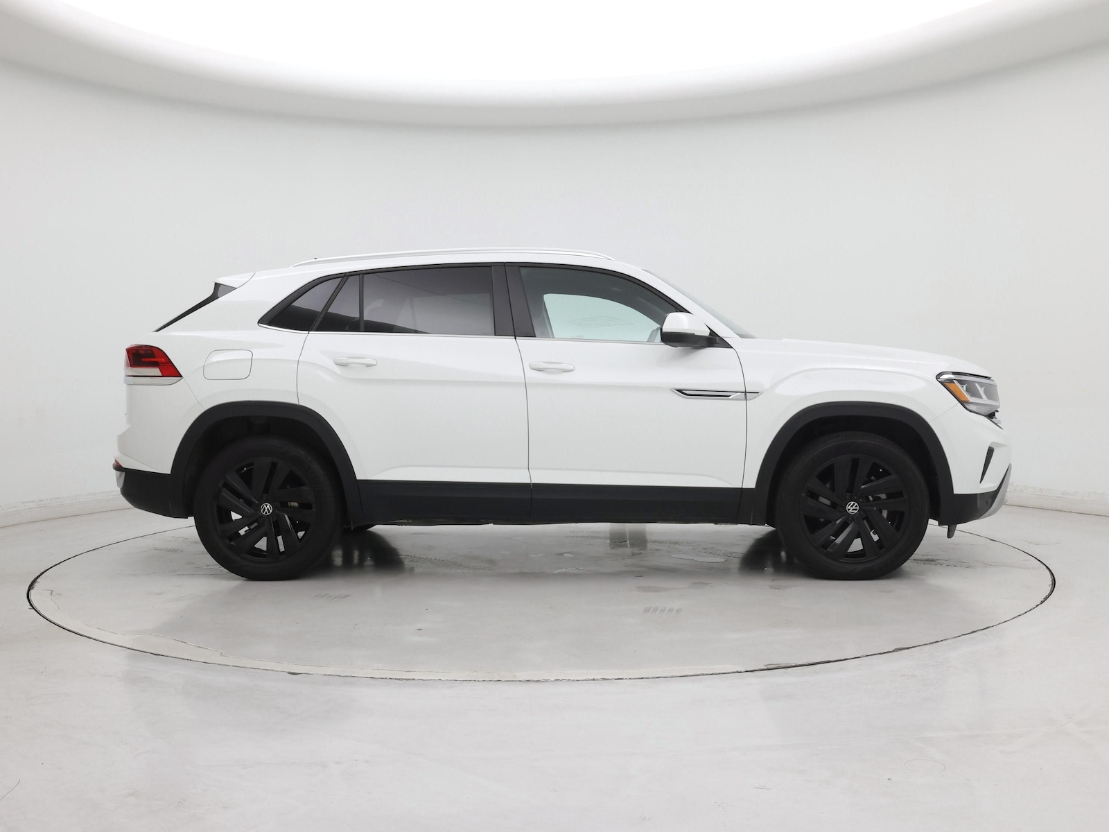 2023 Volkswagen Atlas Cross Sport SE w/Tech - Photo 8
