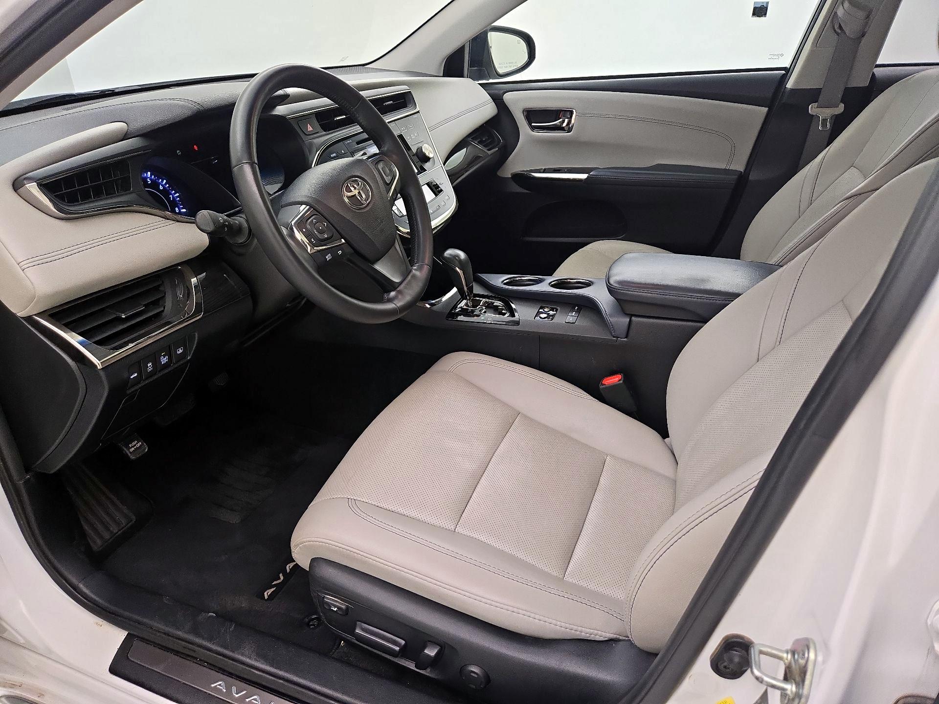 Thumbnail: 2015 Toyota Avalon - 11