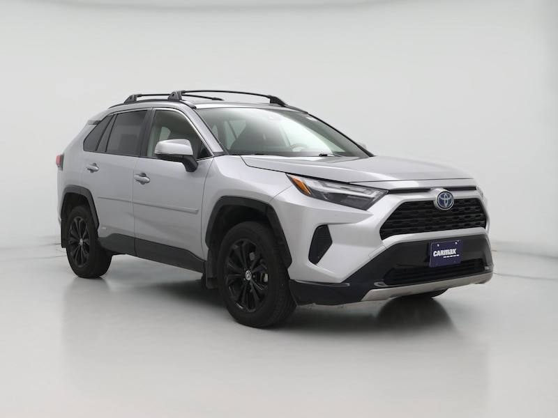 2023 Toyota RAV4 SE