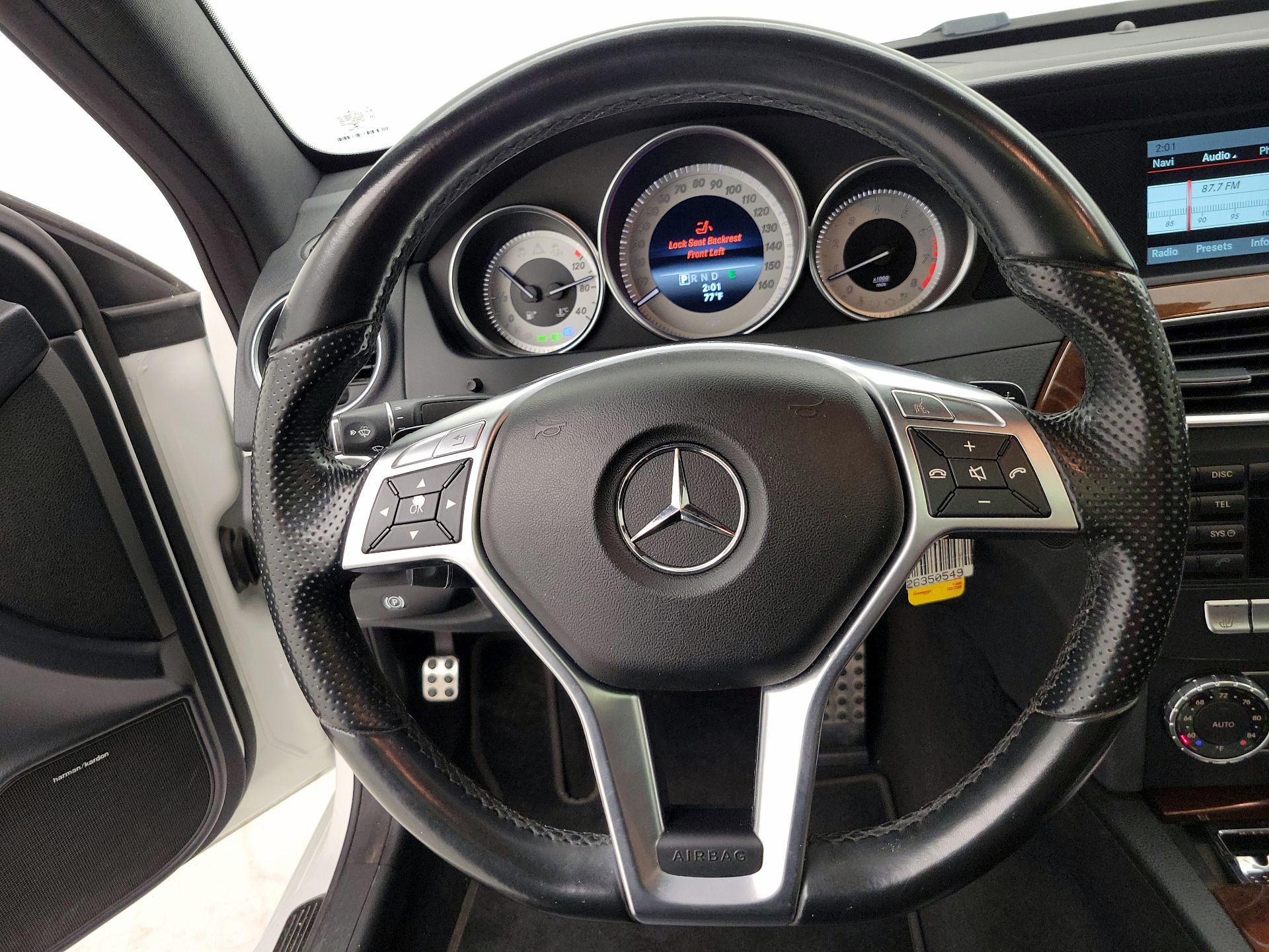 Thumbnail: 2015 Mercedes-Benz C-Class - 10