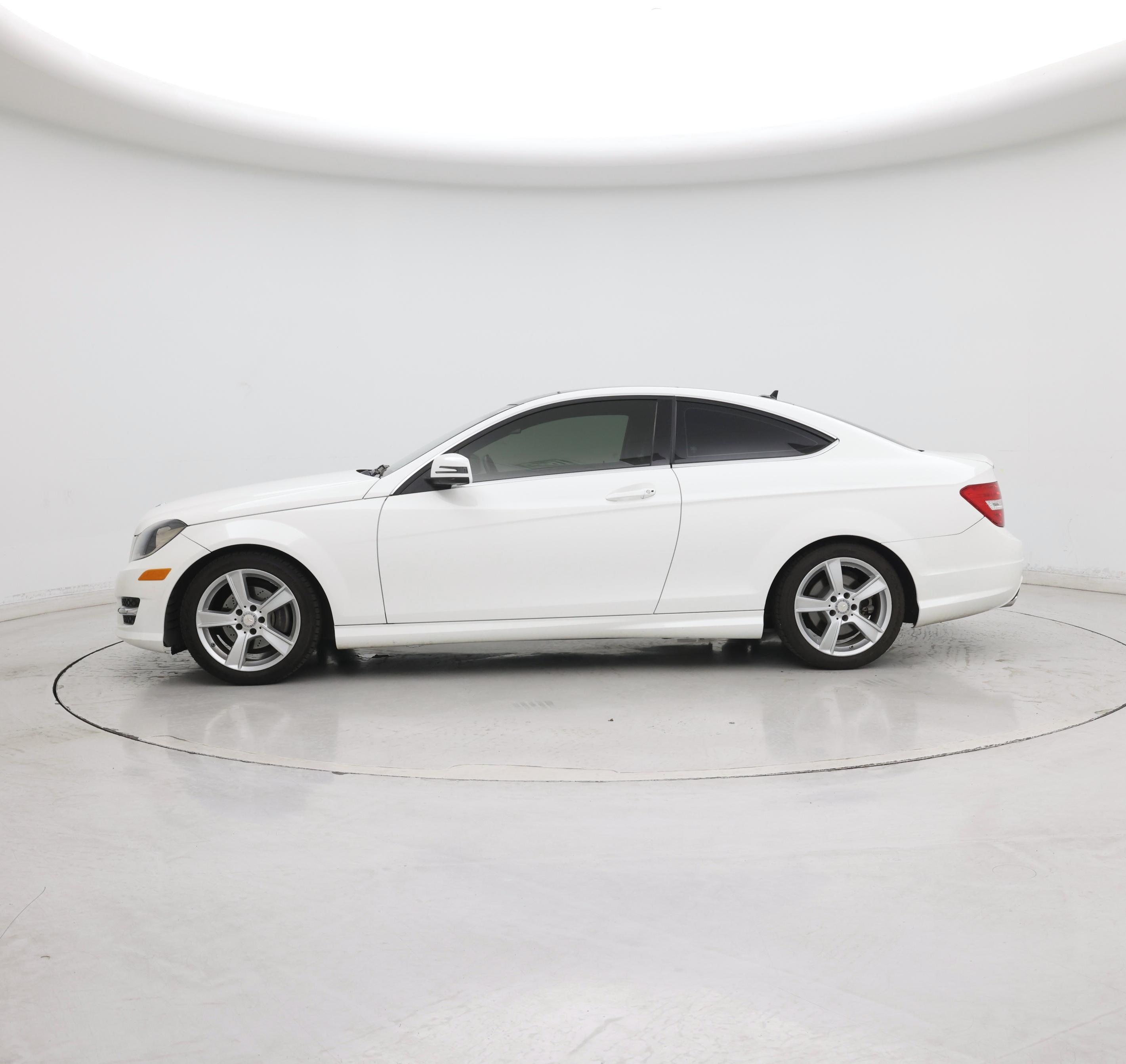 Thumbnail: 2015 Mercedes-Benz C-Class - 3