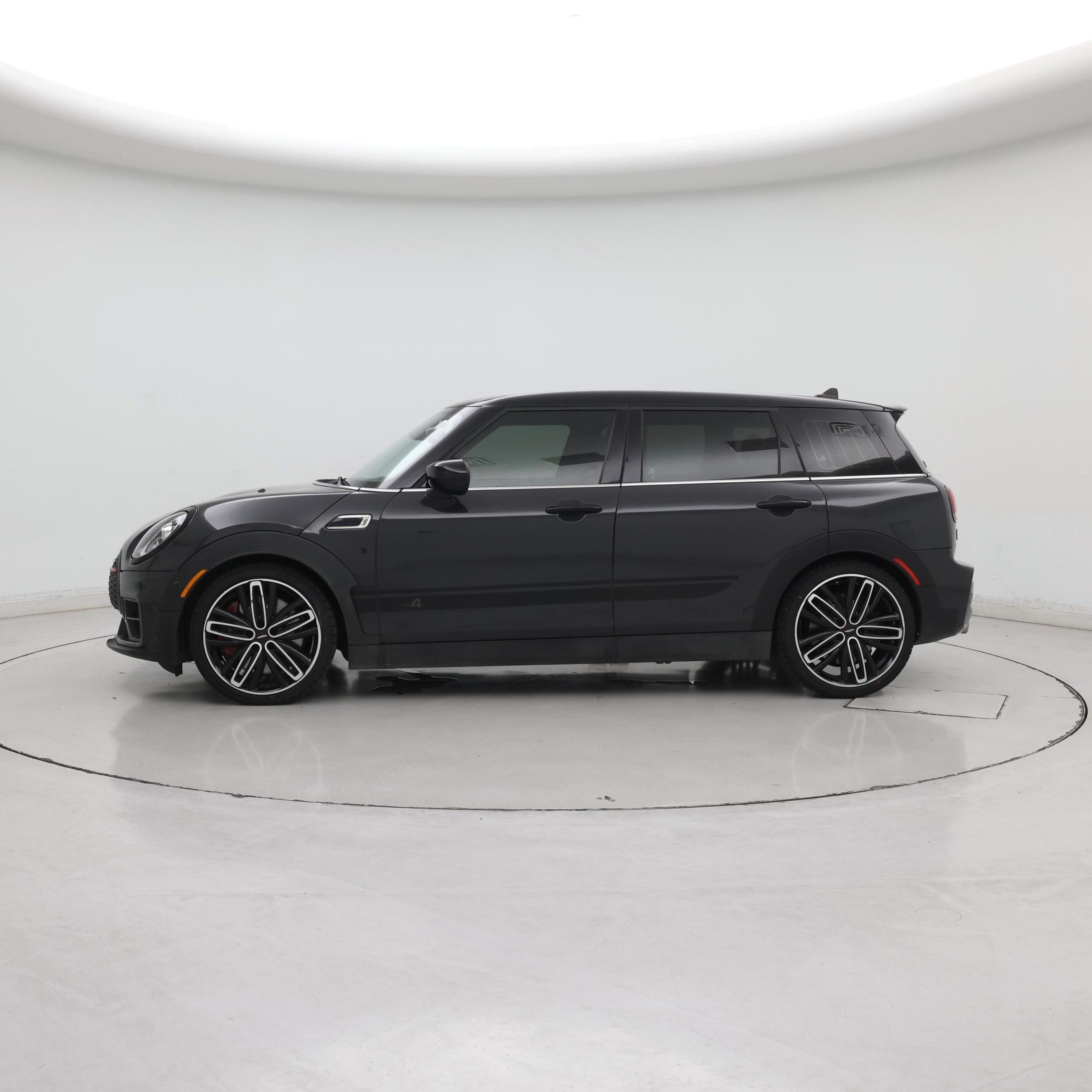 Thumbnail: 2020 MINI Cooper Clubman - 3