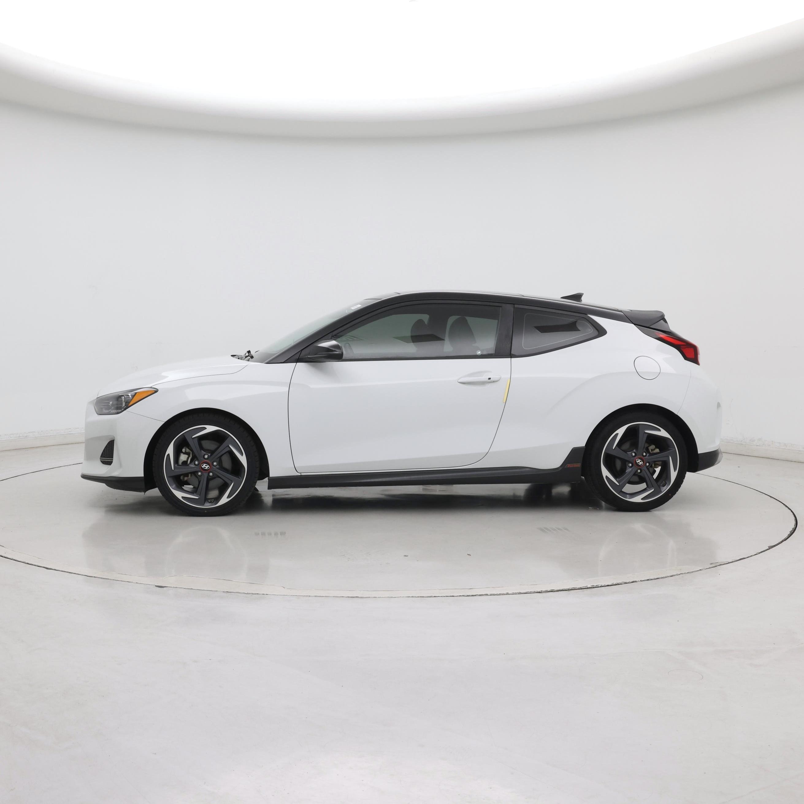 Thumbnail: 2019 Hyundai Veloster - 3