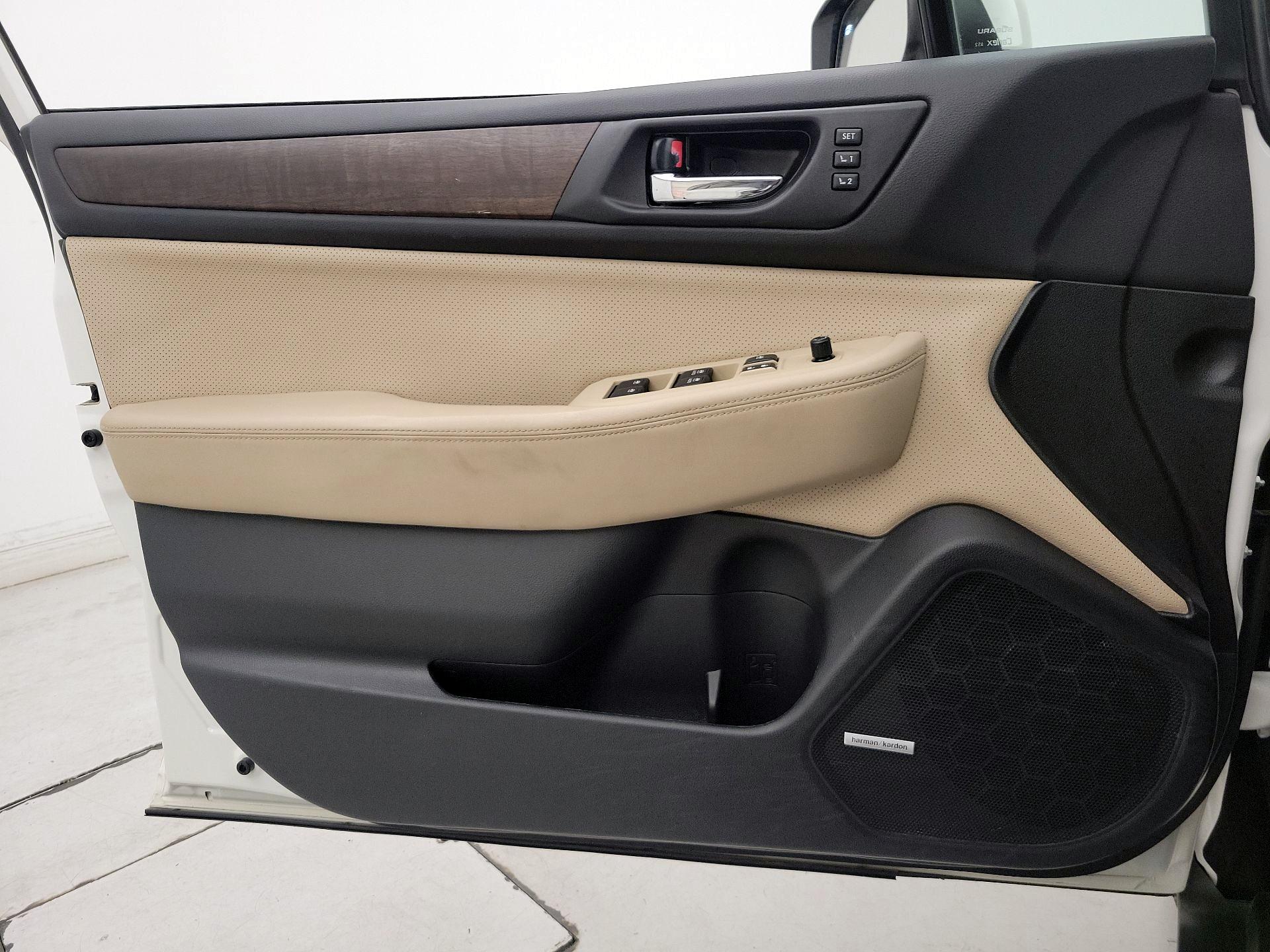 Thumbnail: 2016 Subaru Outback - 12