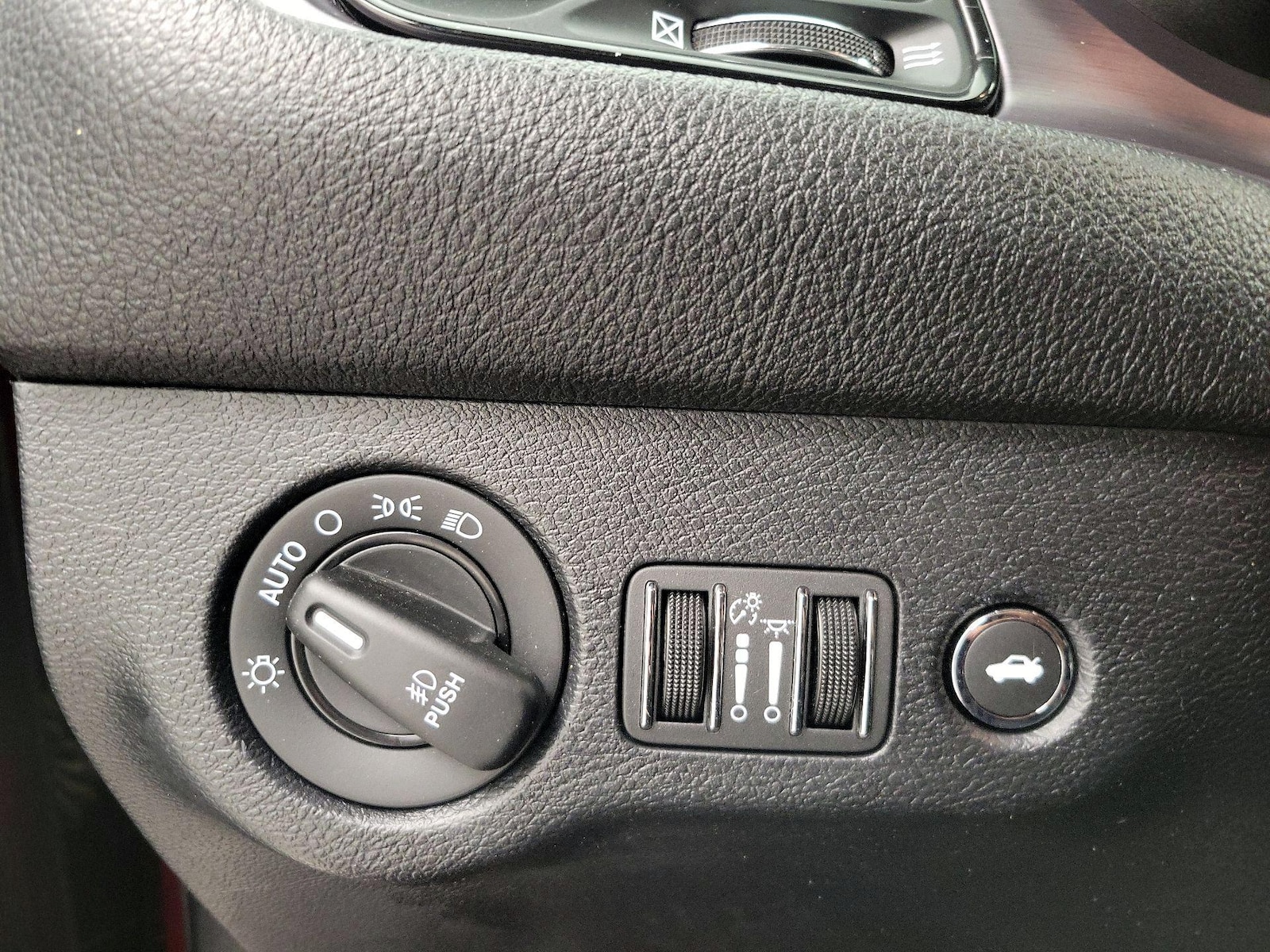 2018 Dodge Challenger Scat Pack - Photo 14