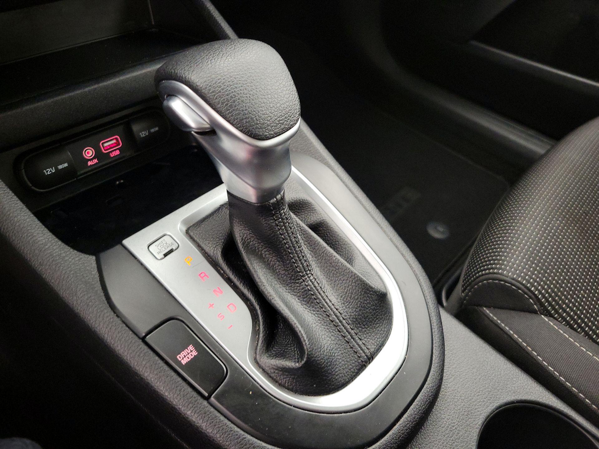 Thumbnail: 2019 Kia Forte - 17
