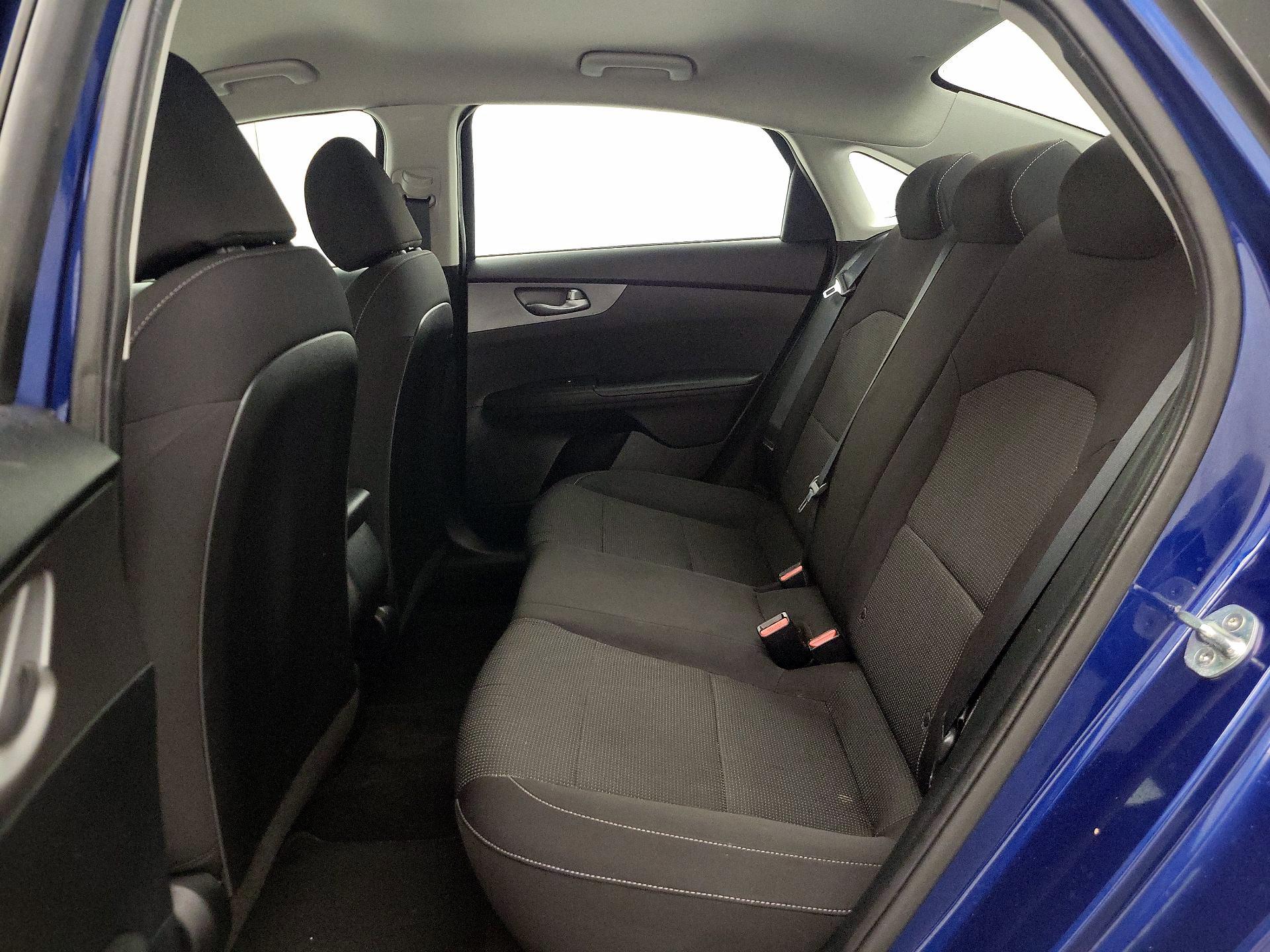 Thumbnail: 2019 Kia Forte - 19