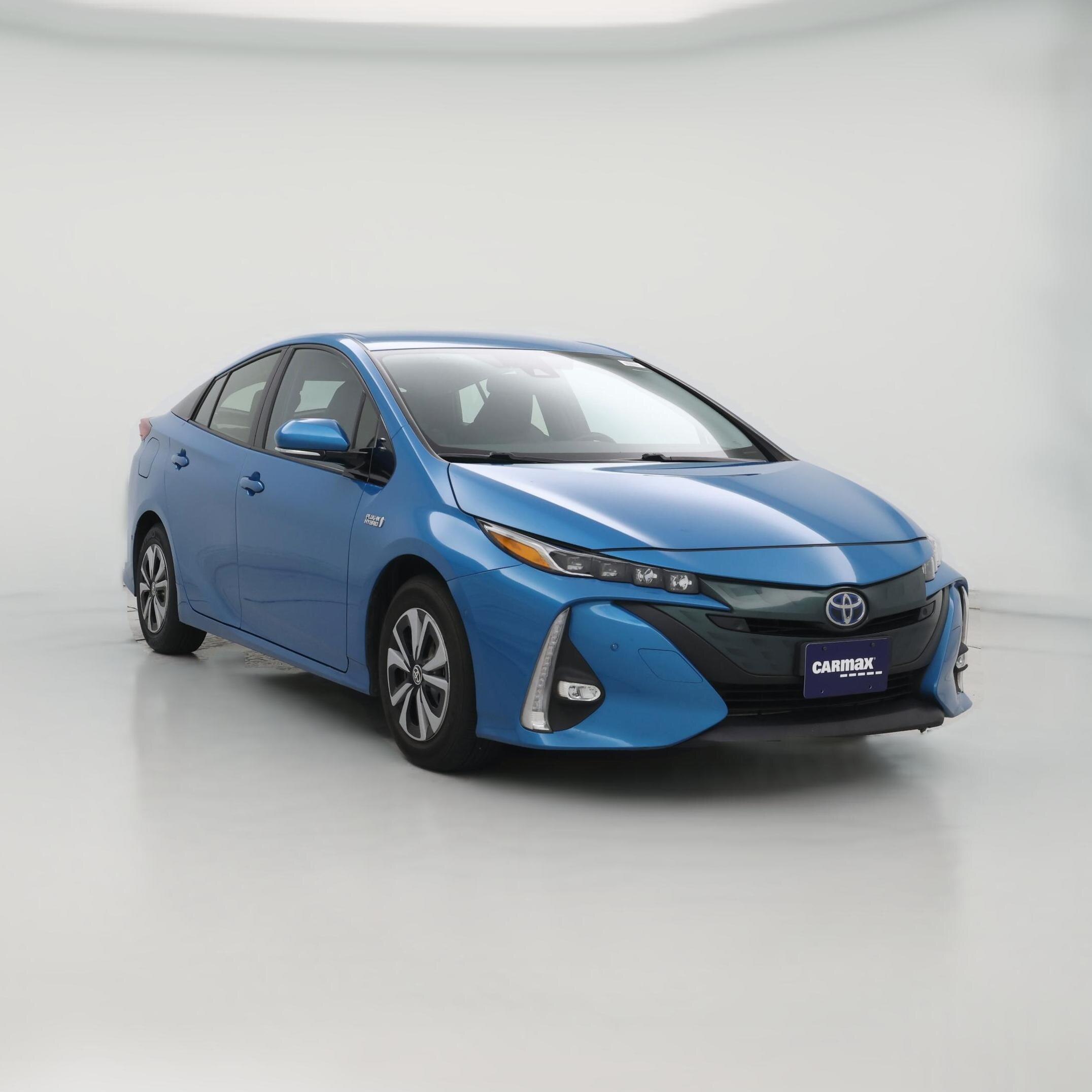 Thumbnail: 2017 Toyota Prius Prime - 1