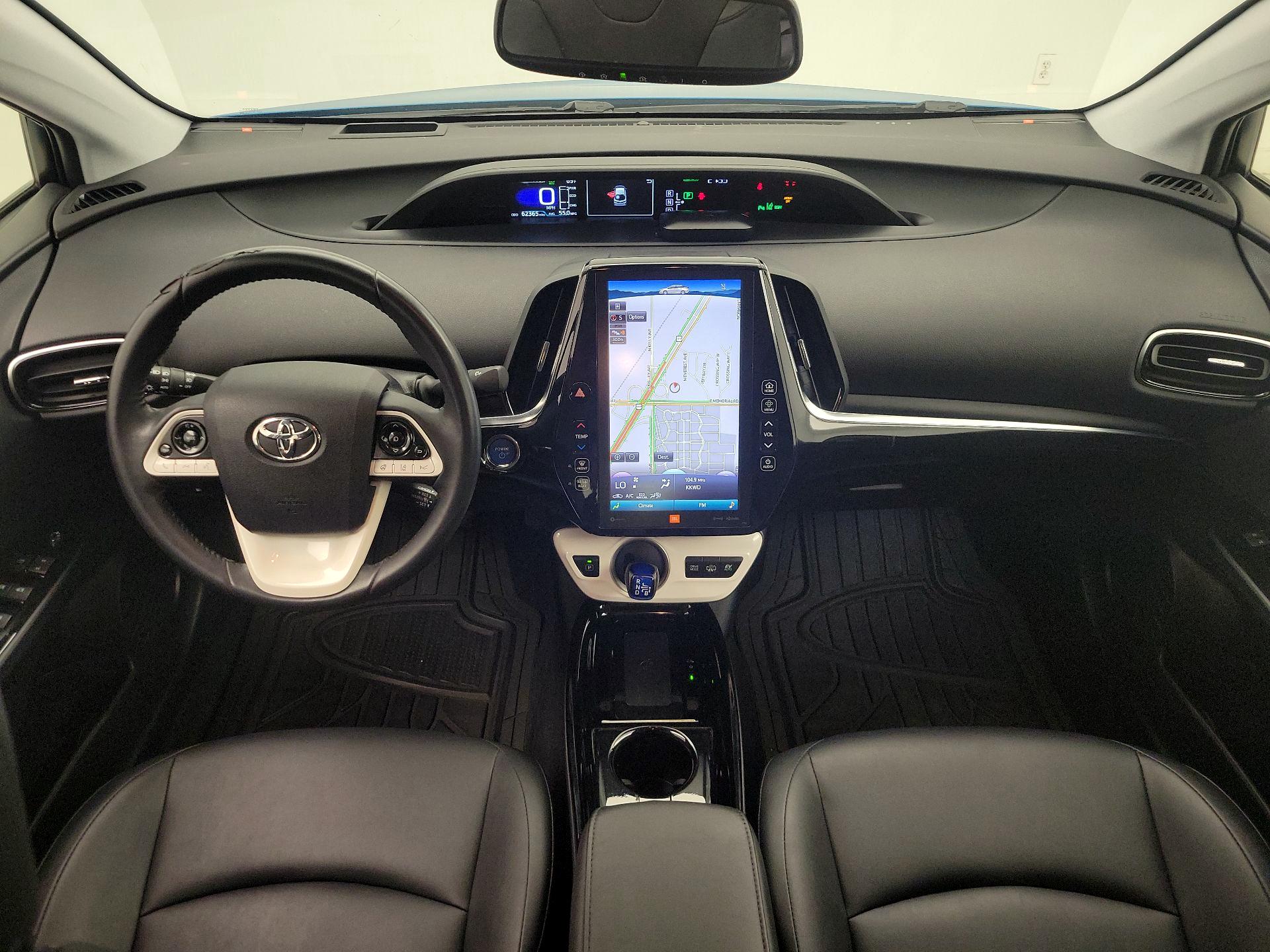 Thumbnail: 2017 Toyota Prius Prime - 9