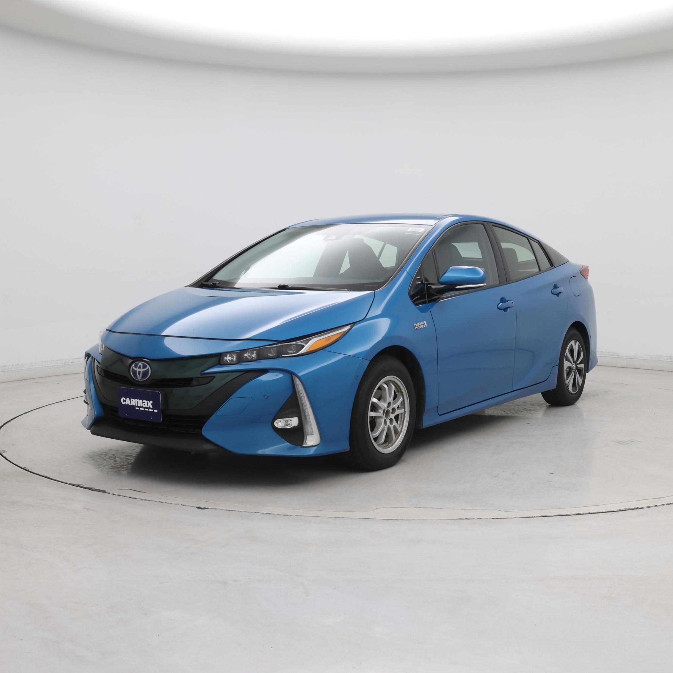 Thumbnail: 2017 Toyota Prius Prime - 4