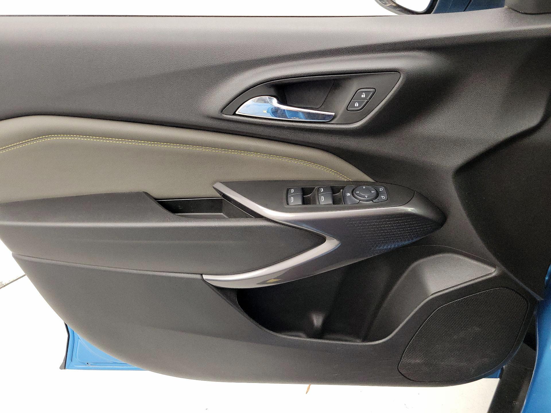 Thumbnail: 2025 Chevrolet Trax - 12