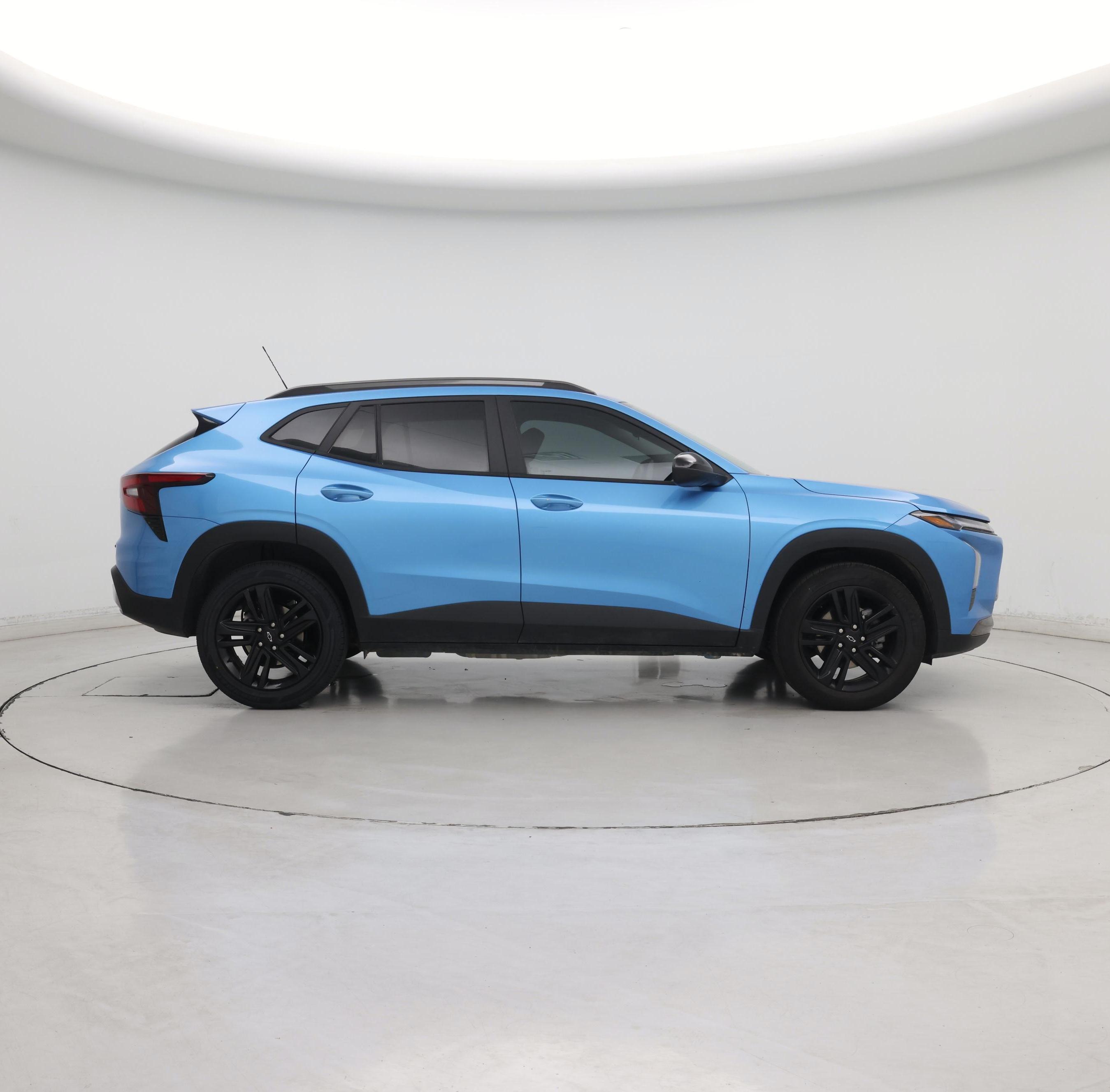 Thumbnail: 2025 Chevrolet Trax - 7