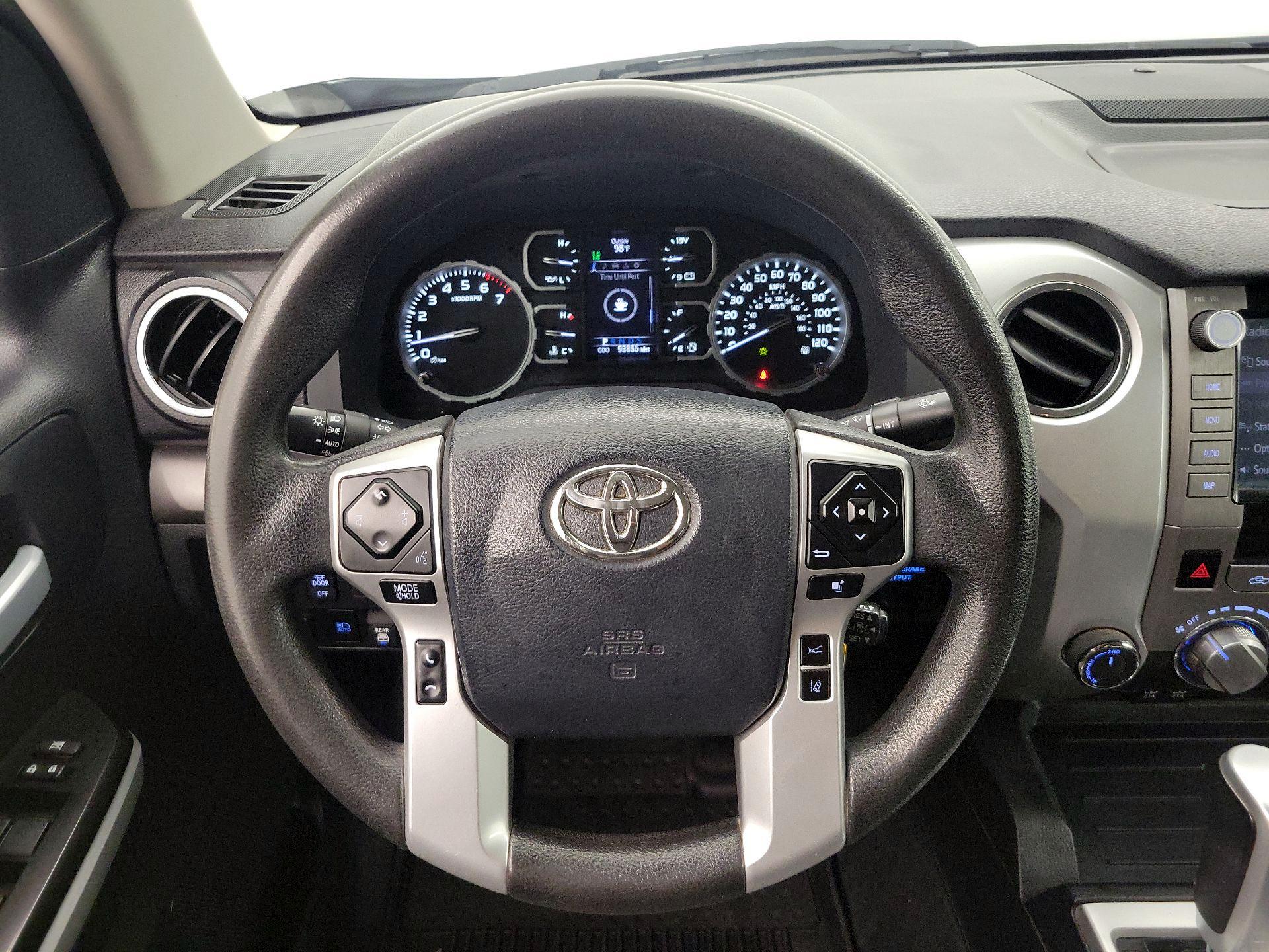 Thumbnail: 2020 Toyota Tundra - 10