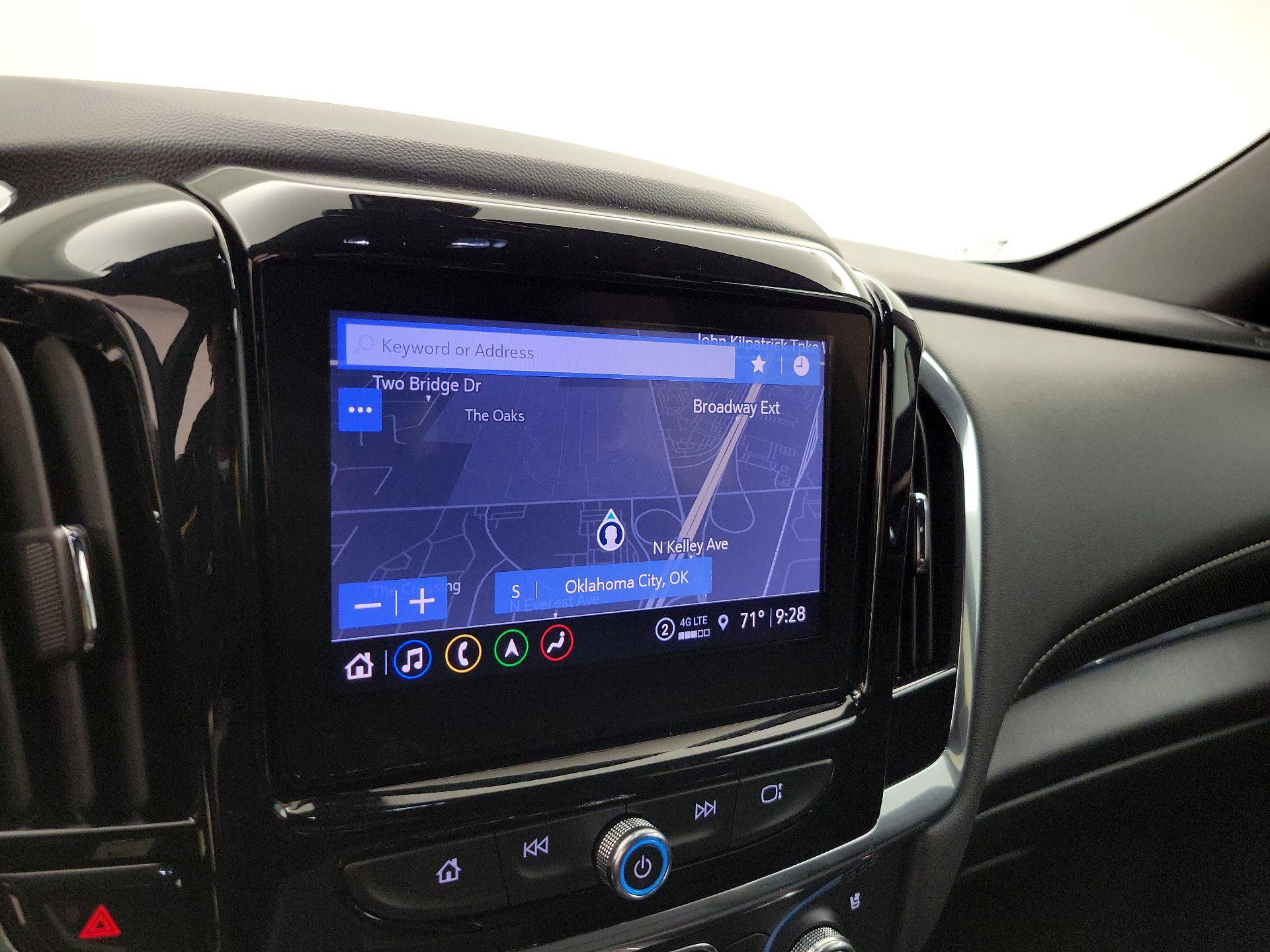 Thumbnail: 2023 Chevrolet Traverse - 14