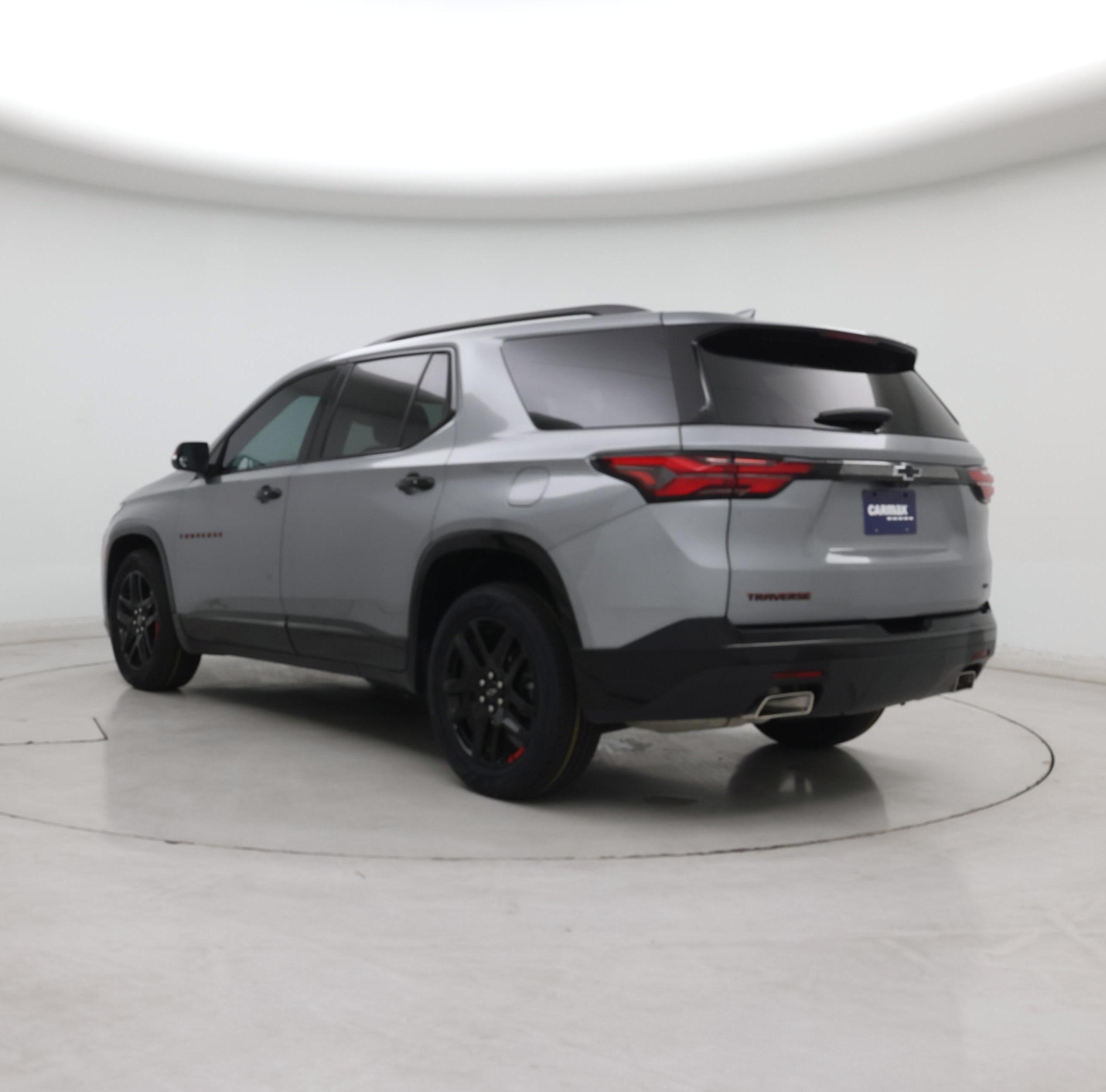Thumbnail: 2023 Chevrolet Traverse - 2
