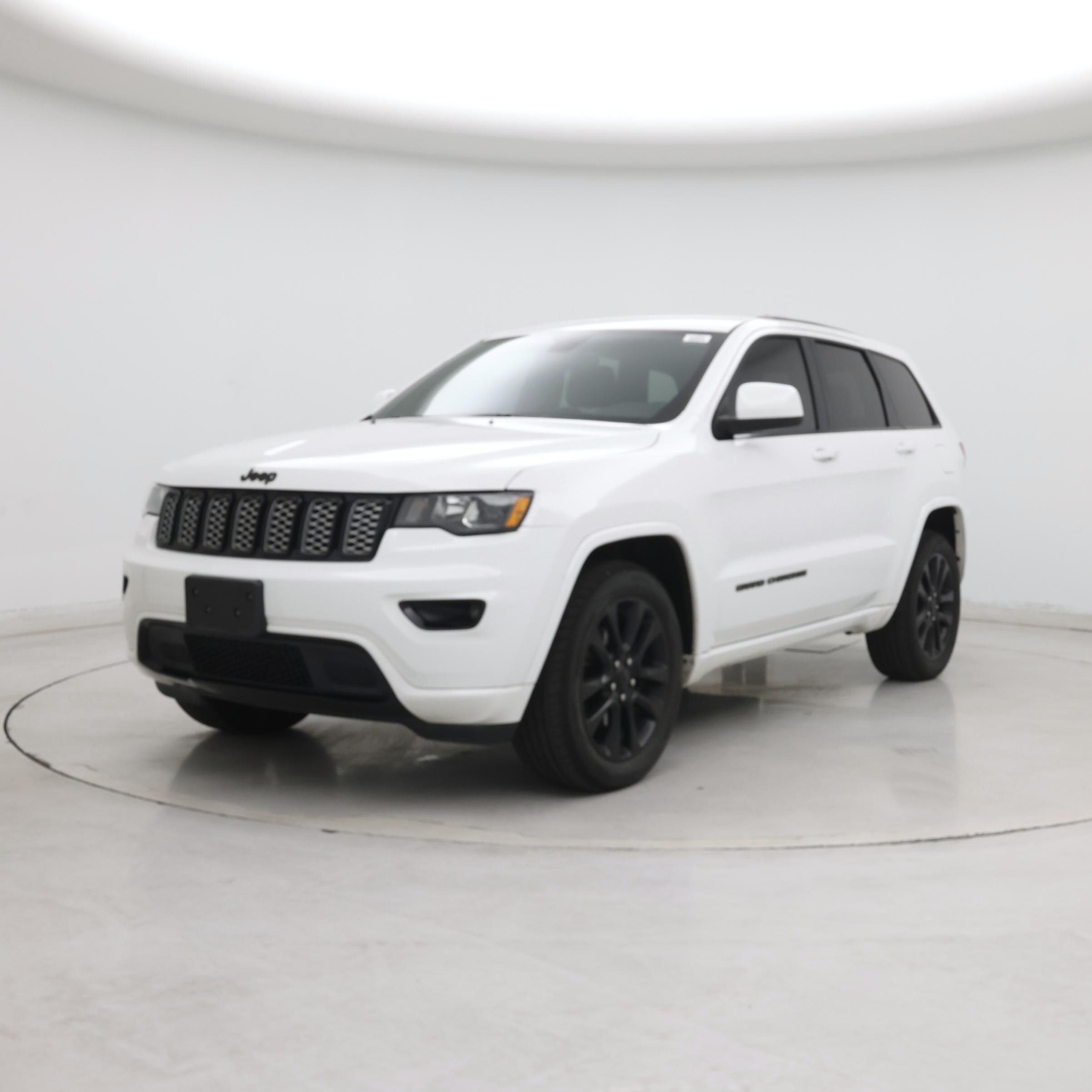 Thumbnail: 2018 Jeep Grand Cherokee - 4