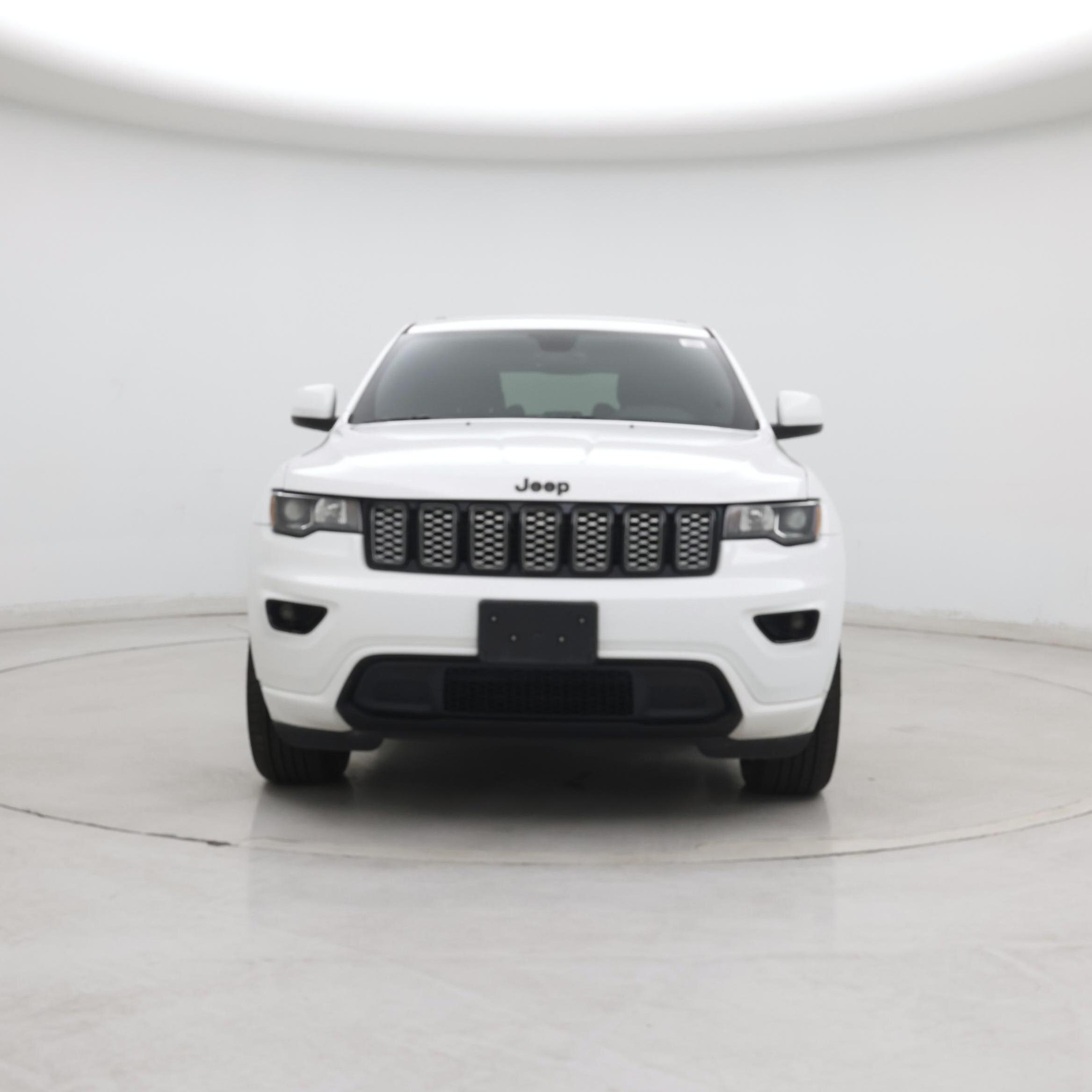 Thumbnail: 2018 Jeep Grand Cherokee - 5