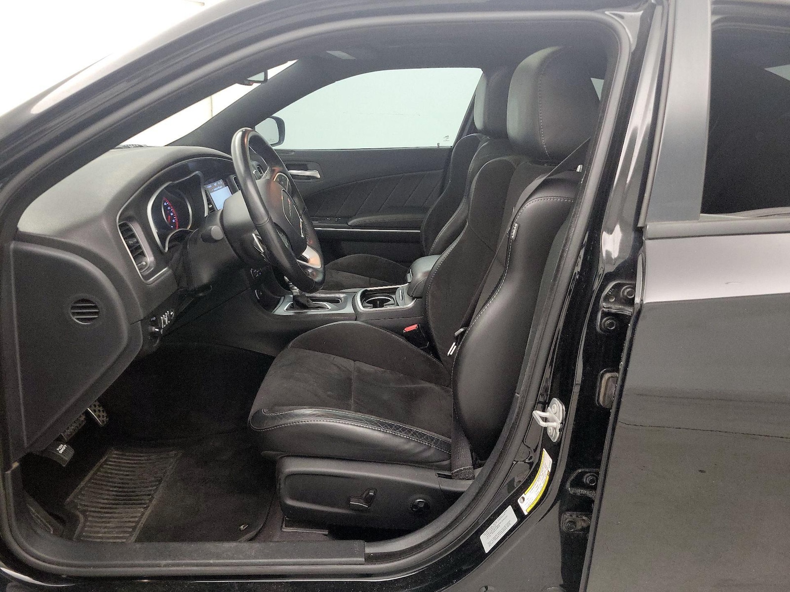 2018 Dodge Charger R/T - Photo 12