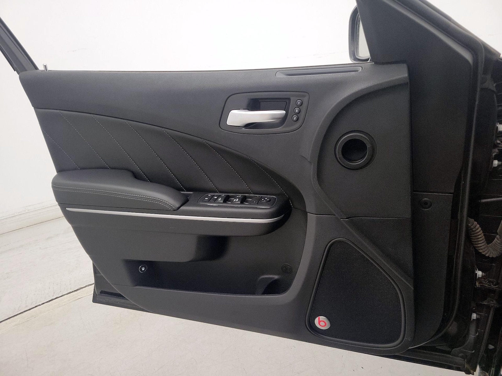2018 Dodge Charger R/T - Photo 13