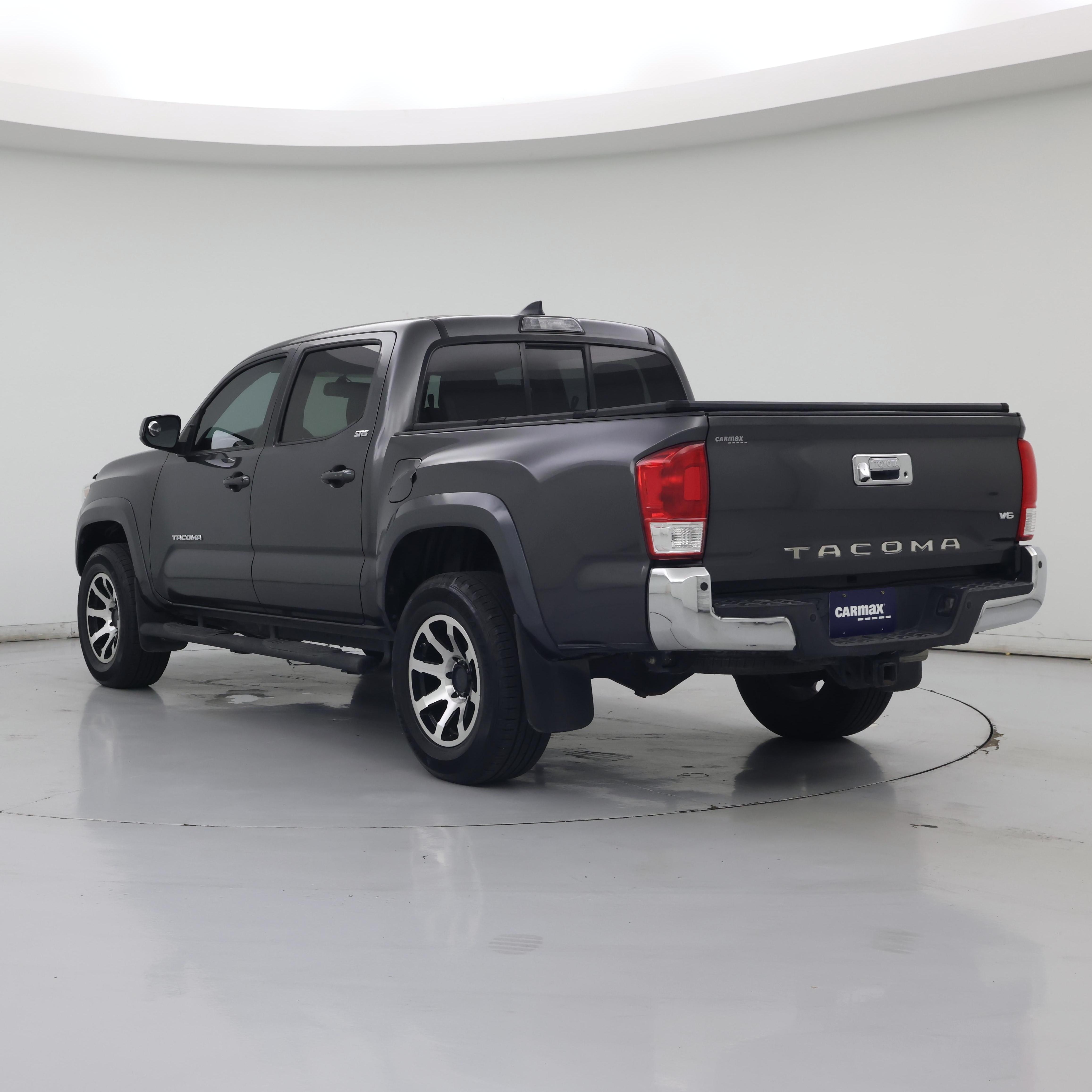 Thumbnail: 2017 Toyota Tacoma - 2