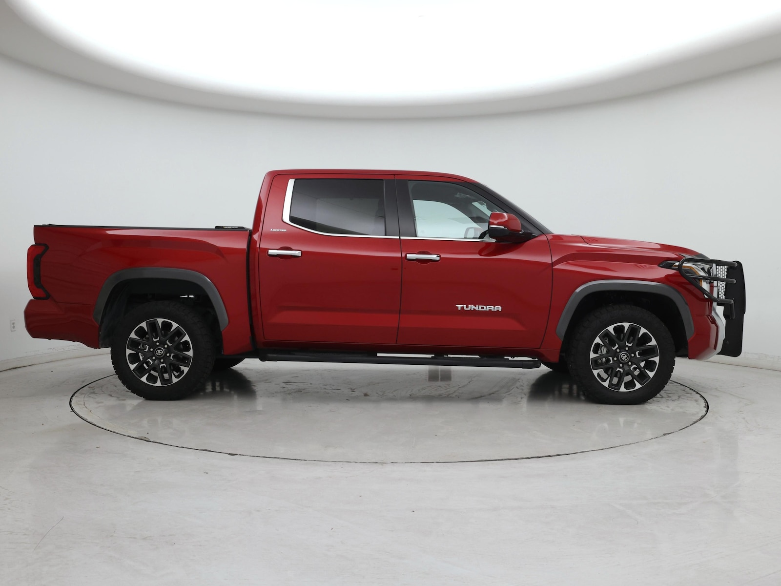 2026 Toyota Tundra Limited - Photo 8