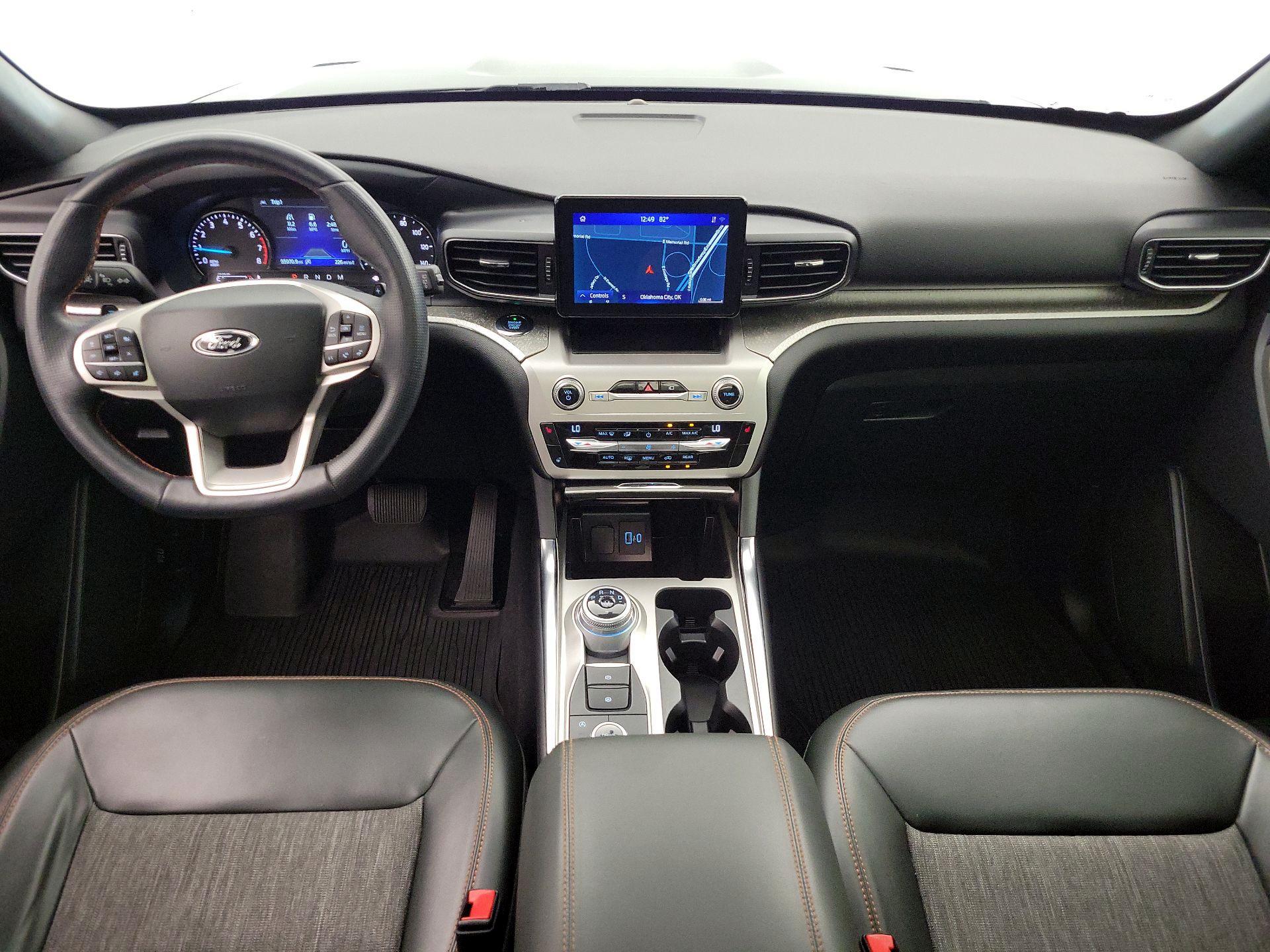 Thumbnail: 2021 Ford Explorer - 9