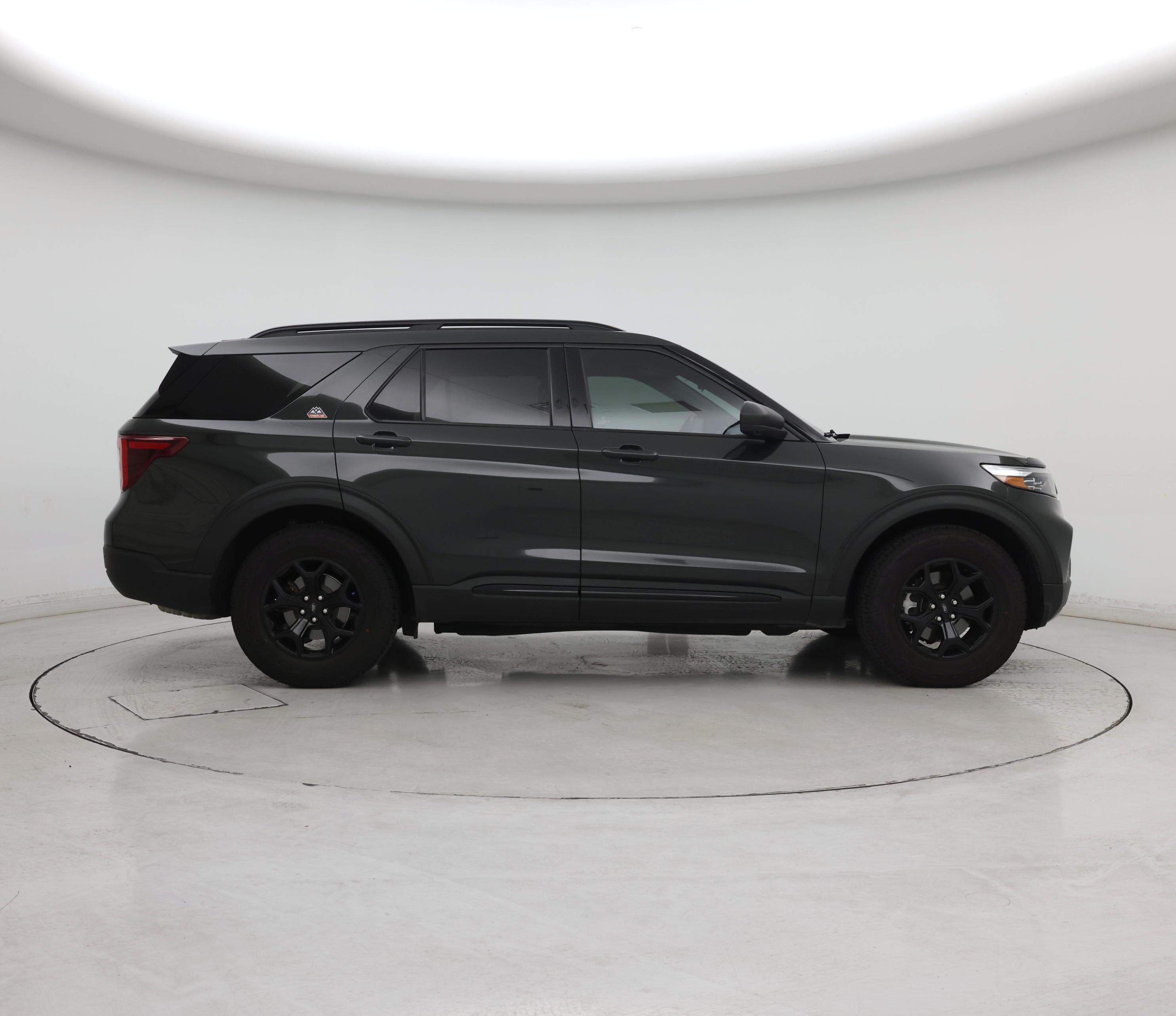 Thumbnail: 2021 Ford Explorer - 7