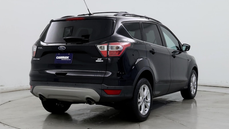 2017 Ford Escape SE 8