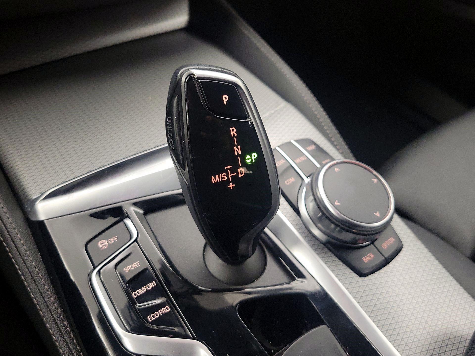 Thumbnail: 2019 BMW 6 Series - 18