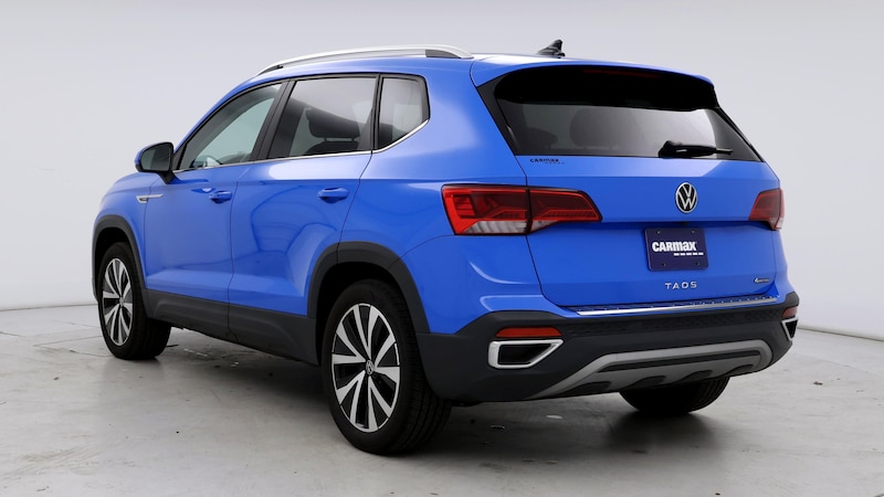 2023 Volkswagen Taos SE 2