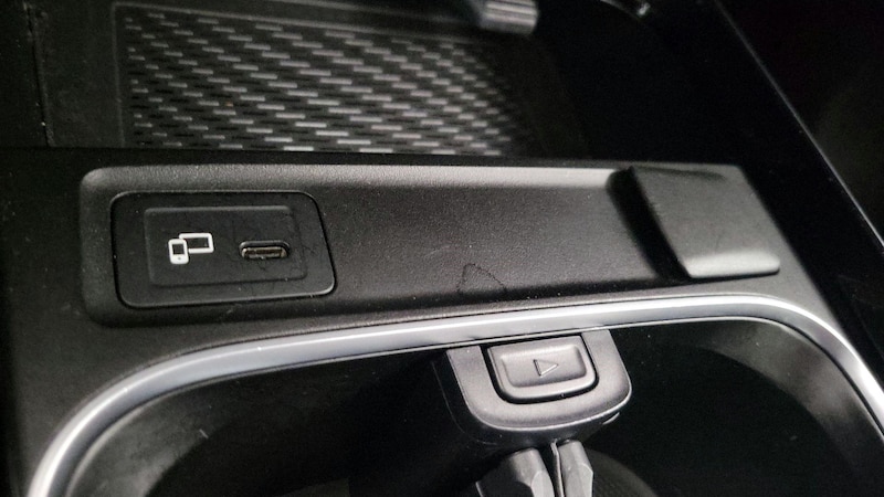 2020 Mercedes-Benz GLB 250 19