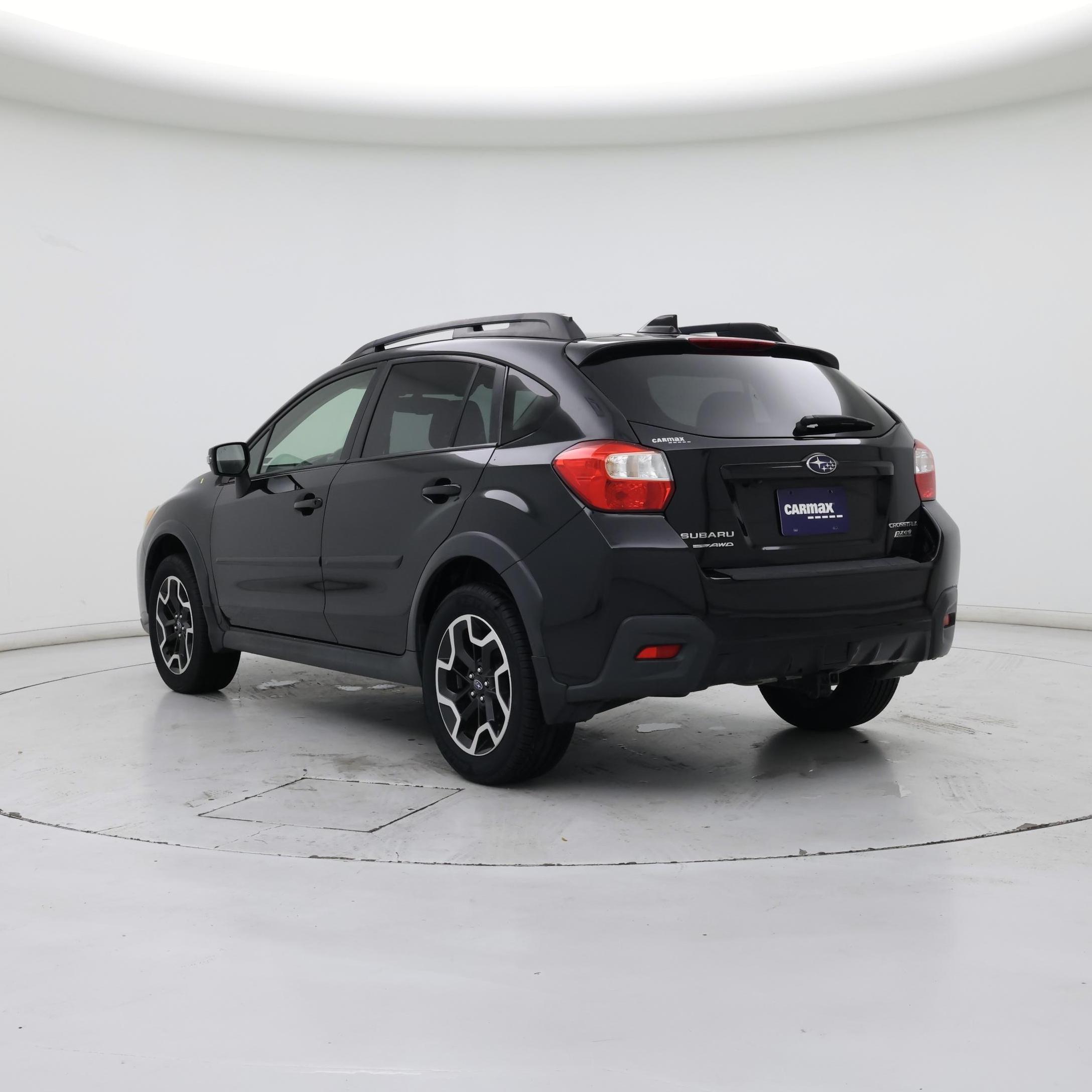 Thumbnail: 2016 Subaru XV Crosstrek - 2