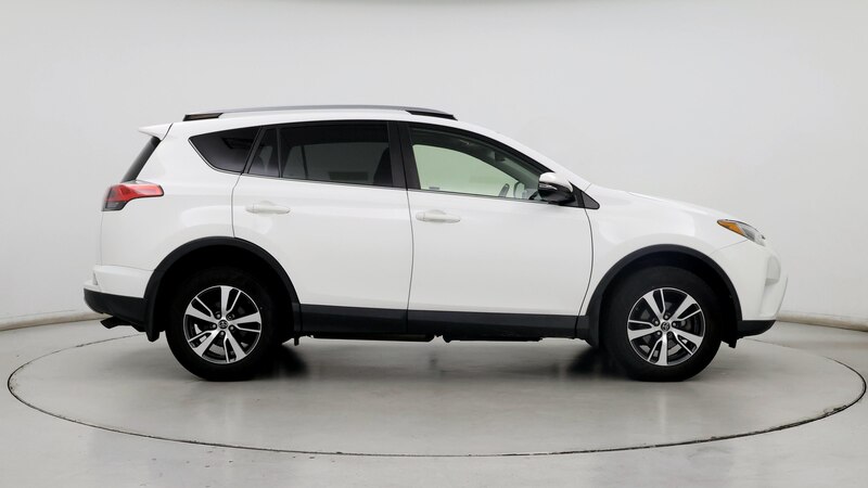 2018 Toyota RAV4 XLE 7