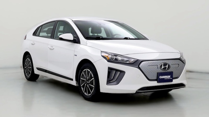 2020 Hyundai Ioniq SE Hero Image