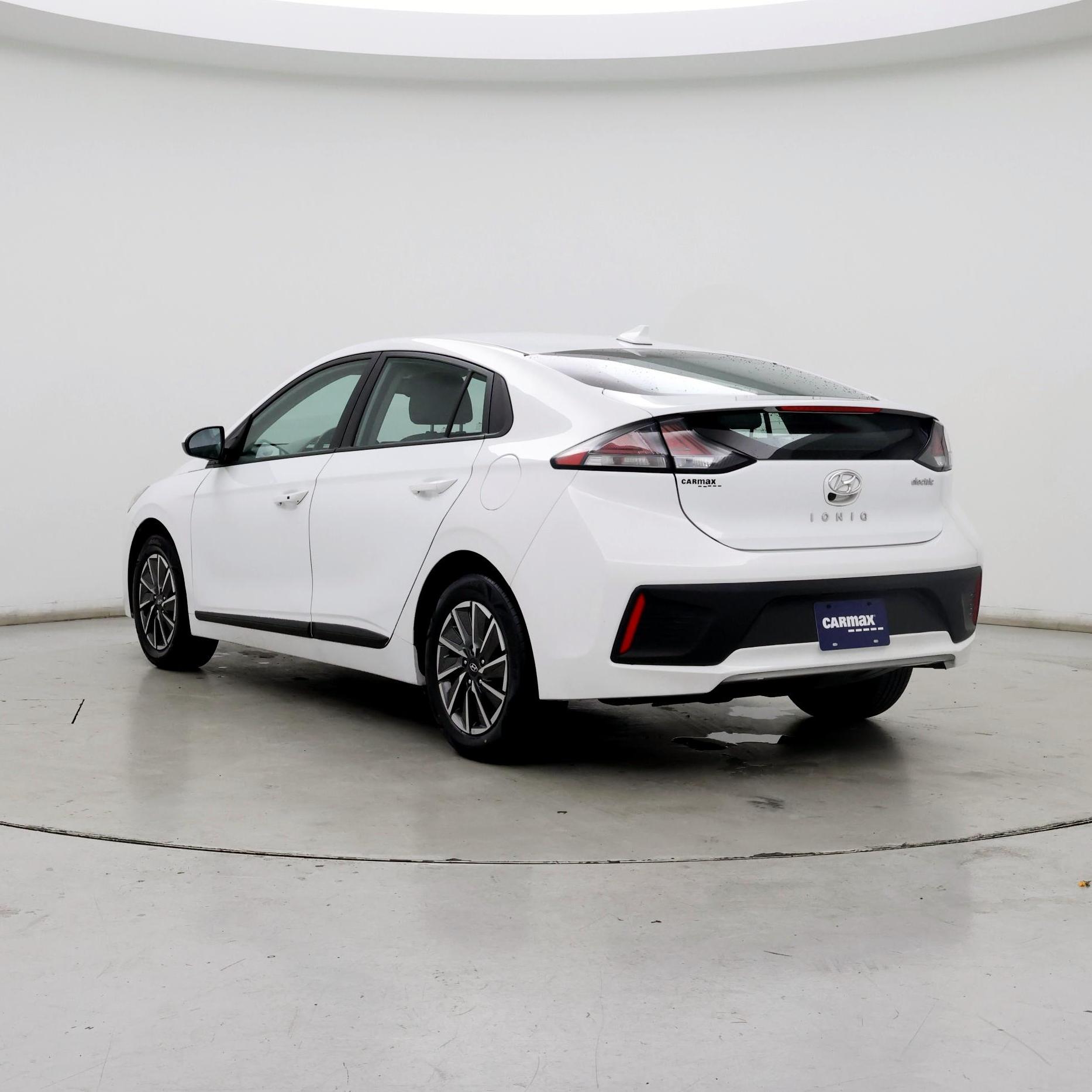 Thumbnail: 2020 Hyundai Ioniq - 2