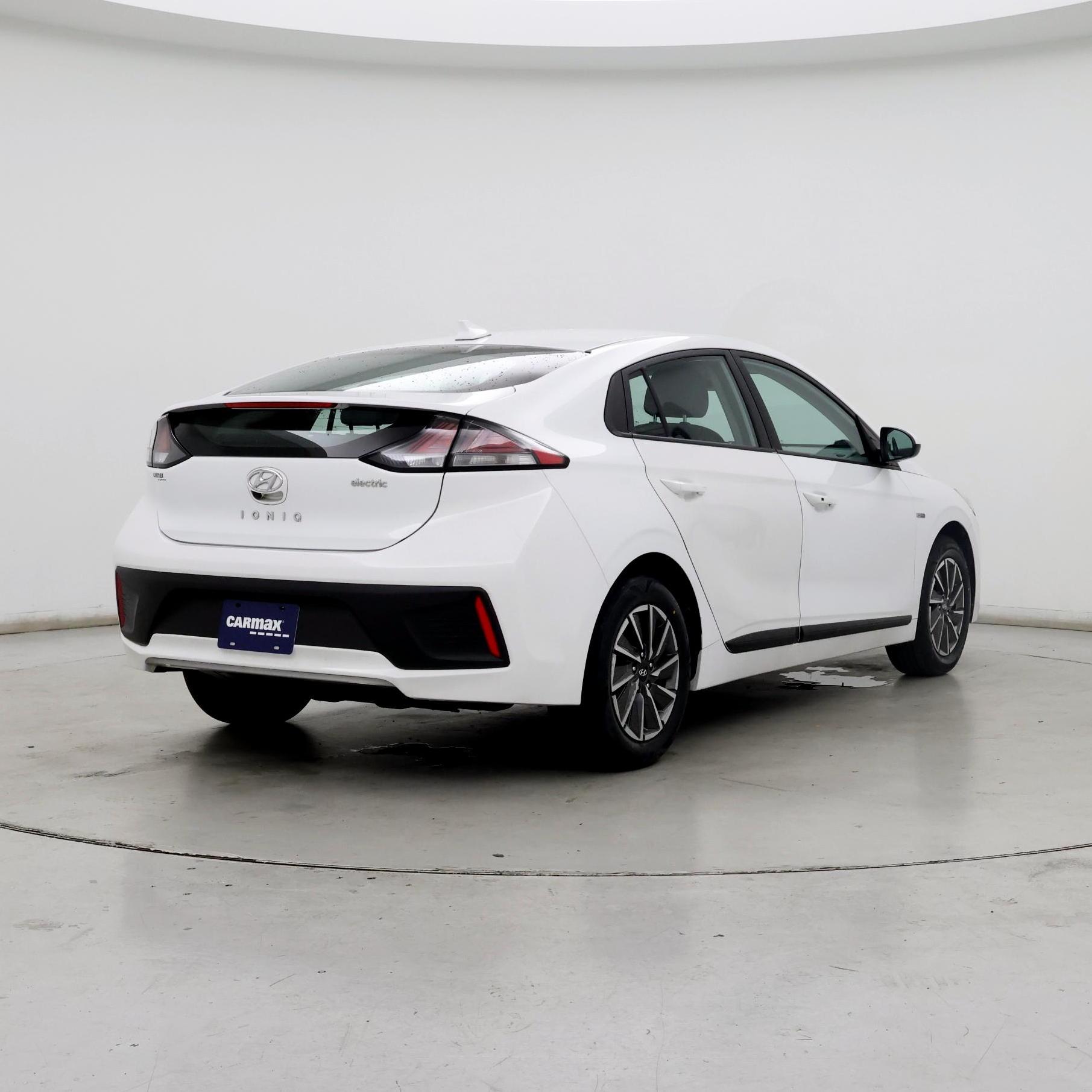 Thumbnail: 2020 Hyundai Ioniq - 8