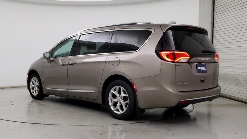 2017 Chrysler Pacifica  2