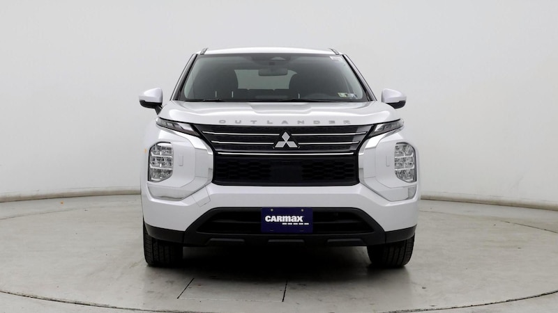 2022 Mitsubishi Outlander ES 5