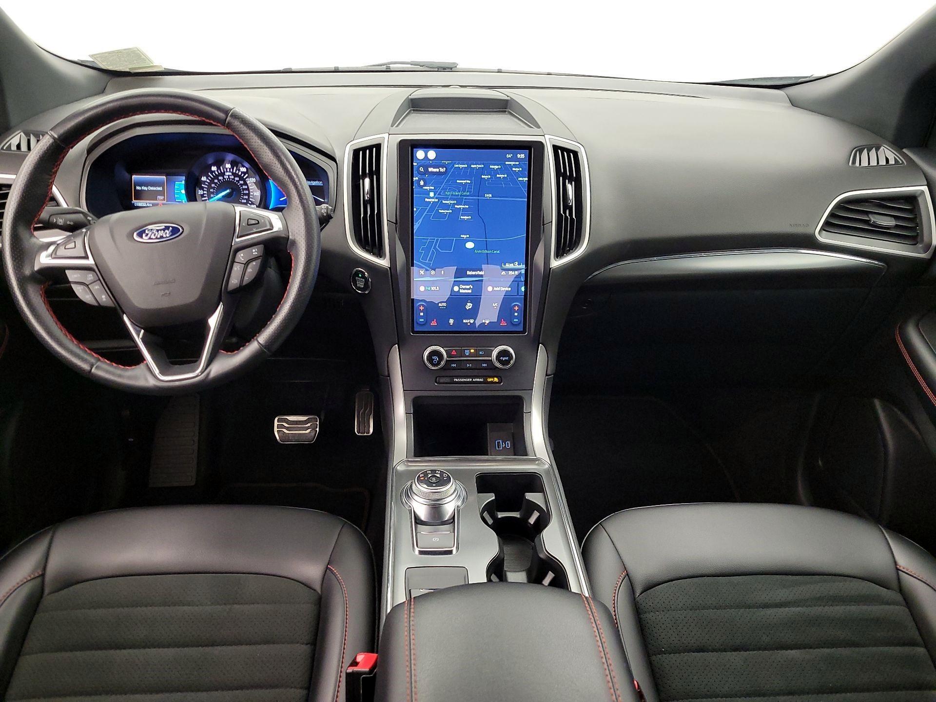 Thumbnail: 2022 Ford Edge - 9