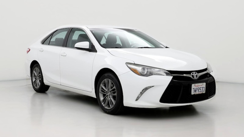 2017 Toyota Camry SE Hero Image