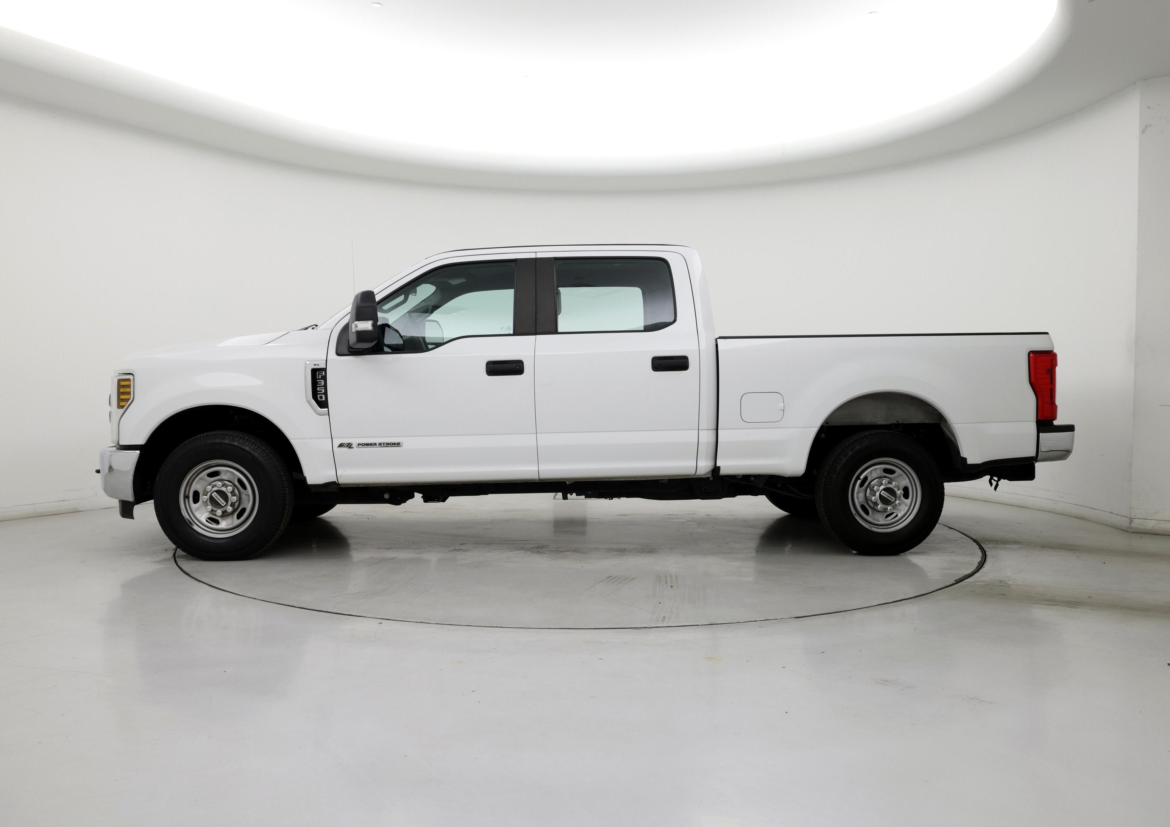 Thumbnail: 2019 Ford F-350 - 3
