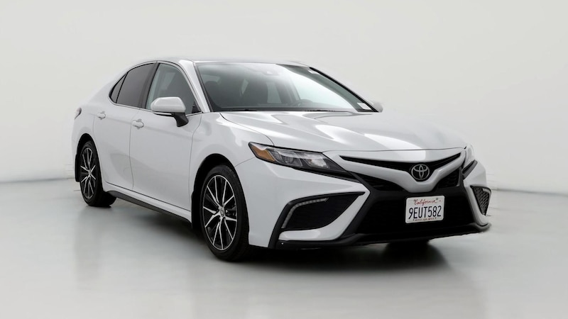 2023 Toyota Camry SE Hero Image