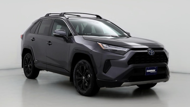 2022 Toyota RAV4 SE Hero Image