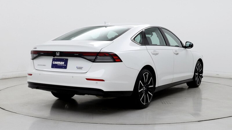 2024 Honda Accord Touring 8