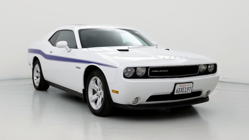 2013 Dodge Challenger SXT Hero Image