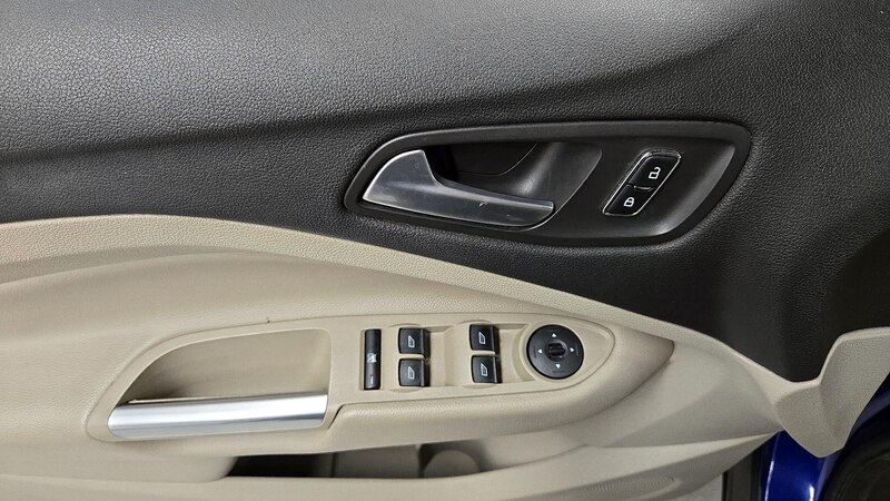 2013 Ford Escape SE 12