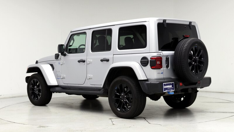 2022 Jeep Wrangler Unlimited Sahara 2